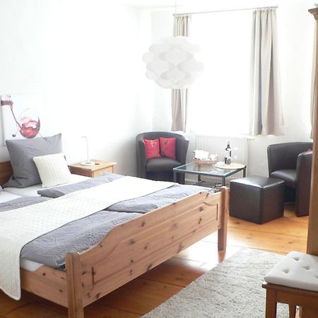 Alter Winzerhof Weisenheim Am Berg E.K. Hotel Ngoại thất bức ảnh