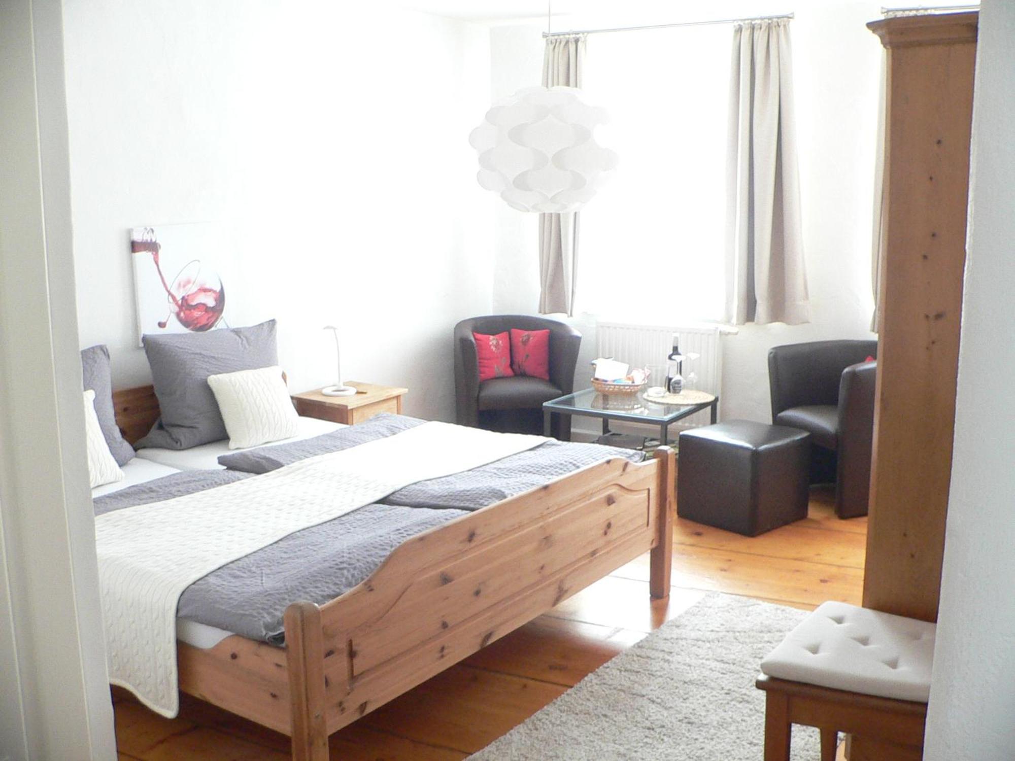 Alter Winzerhof Weisenheim Am Berg E.K. Hotel Ngoại thất bức ảnh