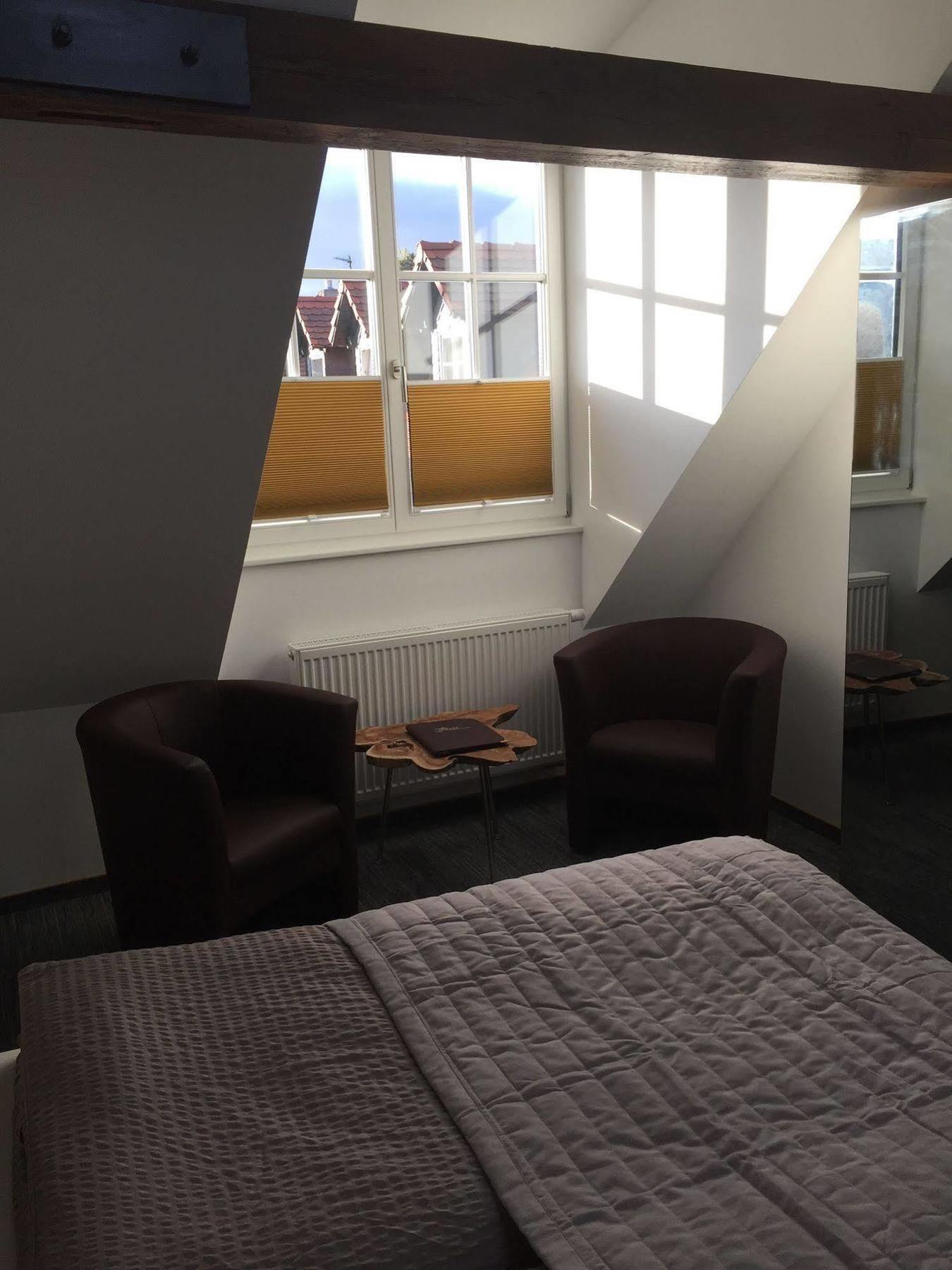 Alter Winzerhof Weisenheim Am Berg E.K. Hotel Ngoại thất bức ảnh