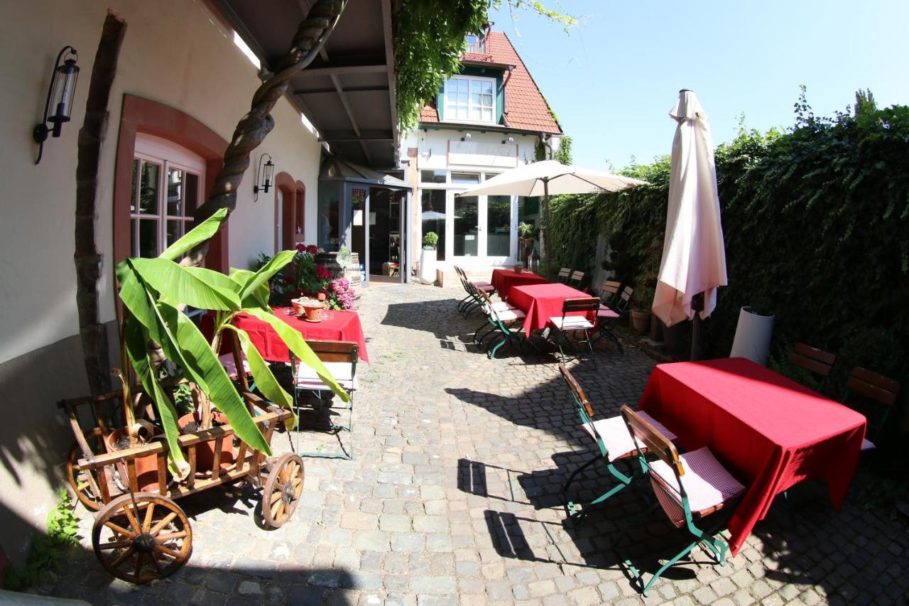 Alter Winzerhof Weisenheim Am Berg E.K. Hotel Ngoại thất bức ảnh