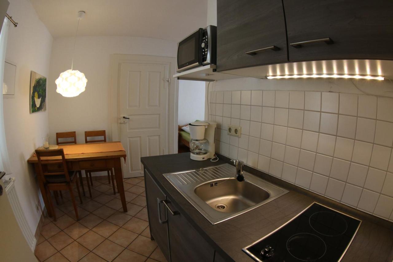 Alter Winzerhof Weisenheim Am Berg E.K. Hotel Ngoại thất bức ảnh